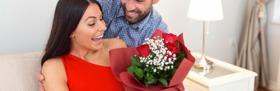 Anniversary Gifts for Girlfriend Cover Image