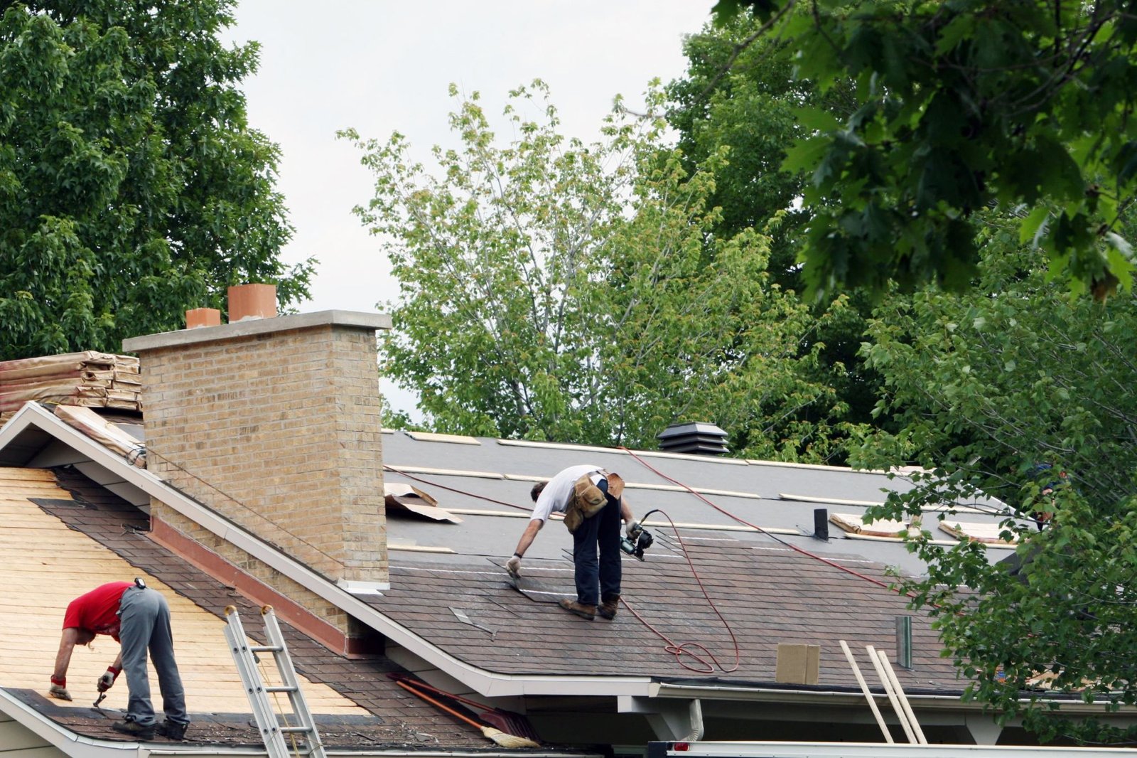 How Roof Repairing in Wellesley Extends the Life of Your Roof by Years - Tricky Blogs
